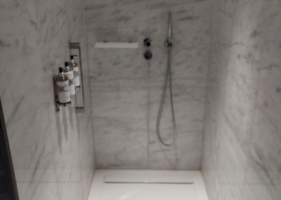 RÉALISATION DE SALLE DE BAIN RÉALISATION DE SALLE DE BAIN