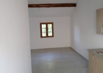 RÉNOVATION COMPLÈTE D'UN APPARTEMENT